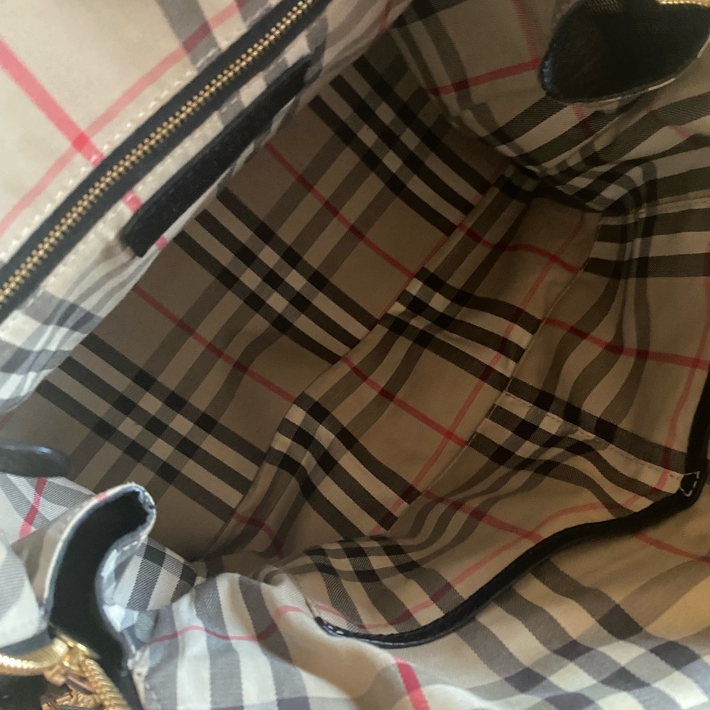 Burberry Purse - Picture 2 of 8